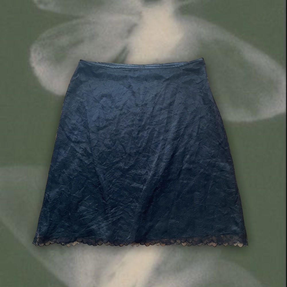 ☆ vintage y2k black lace midi skirt